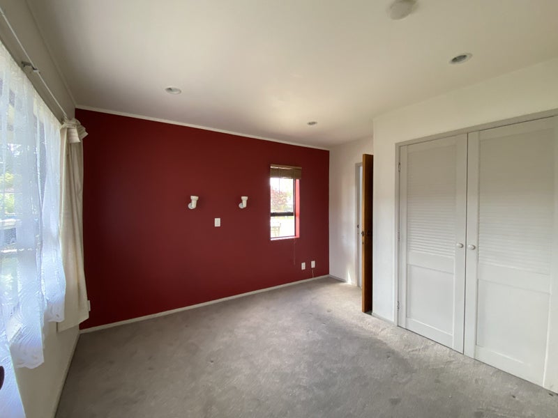 56 De Quincey Terrace, Highland Park, Auckland - Carousel 13