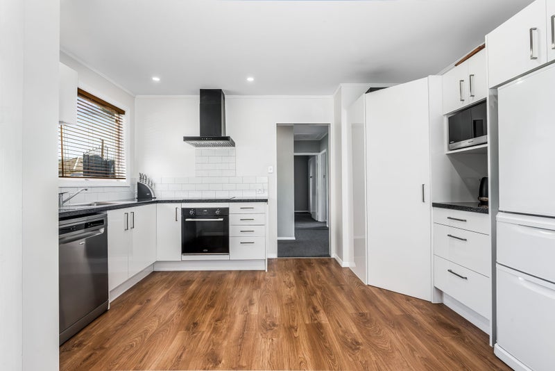 77 Champion Street, Cannons Creek, Porirua - Carousel 1