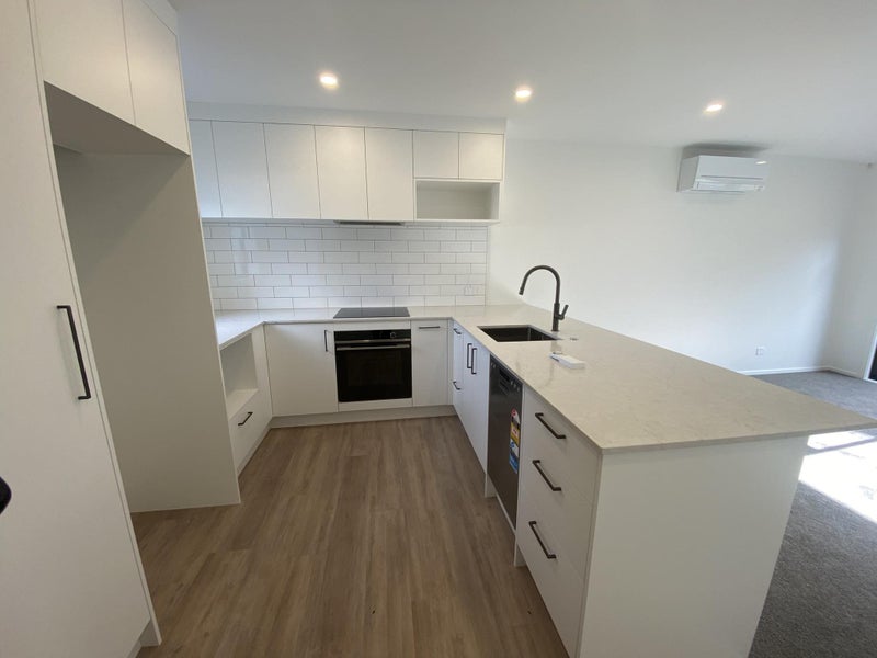 12B Cairo Street, Upper Hutt Central, Upper Hutt - Carousel 2