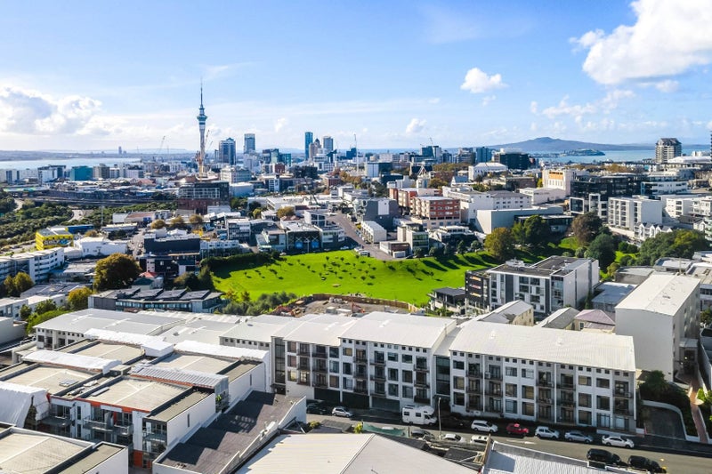 2B/7 Charlotte Street, Eden Terrace, Auckland - Carousel 12