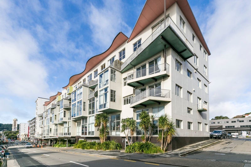 1M/51 Webb Street, Mount Cook, Wellington - Carousel 19