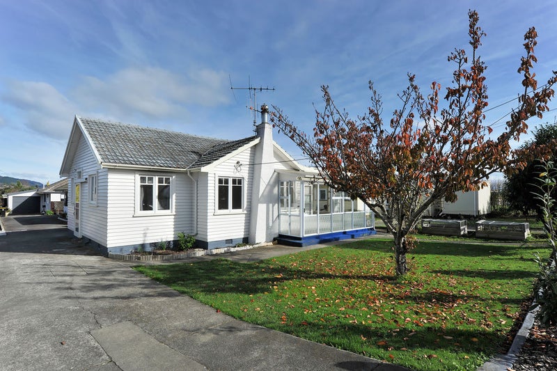 16 Ranui Road, Stoke, Nelson - Carousel 1