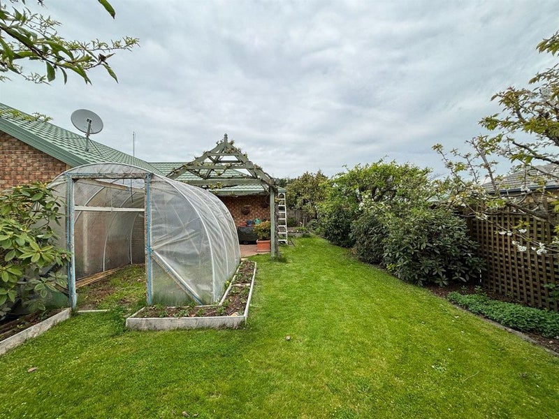 14 Riegler Place, Belfast, Christchurch - Carousel 13