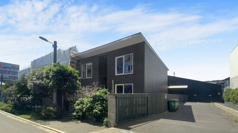 22/3 Kelvin Grove, Te Aro, Wellington - Carousel 1