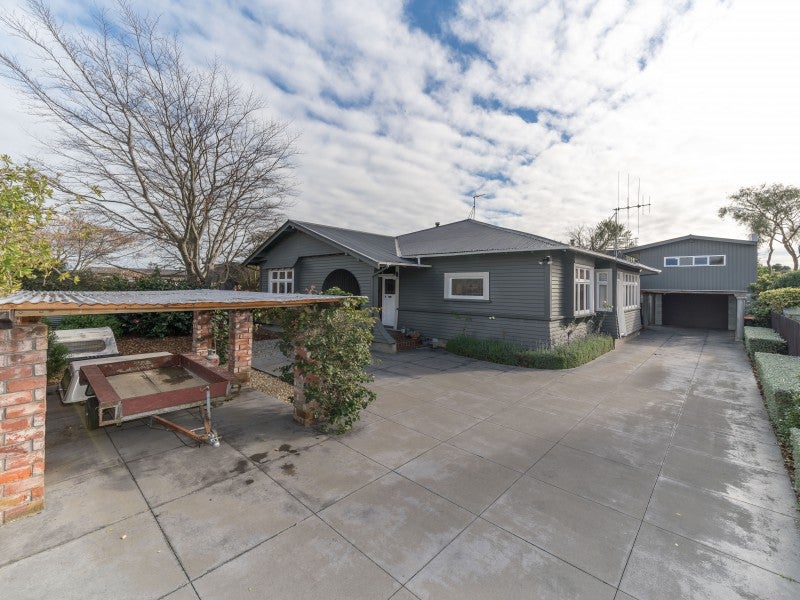 499 Featherston Street, Roslyn, Palmerston North - Carousel 1