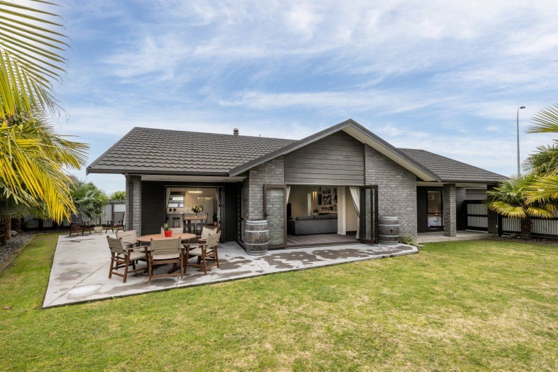 129 Auckland Road, Greenmeadows, Napier - Carousel 1