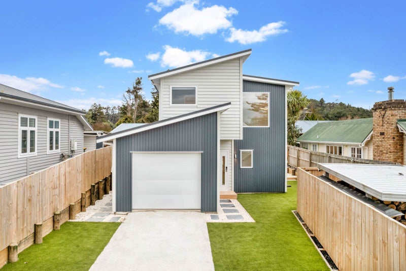 737C Swanson Road, Swanson, Auckland - Carousel 1