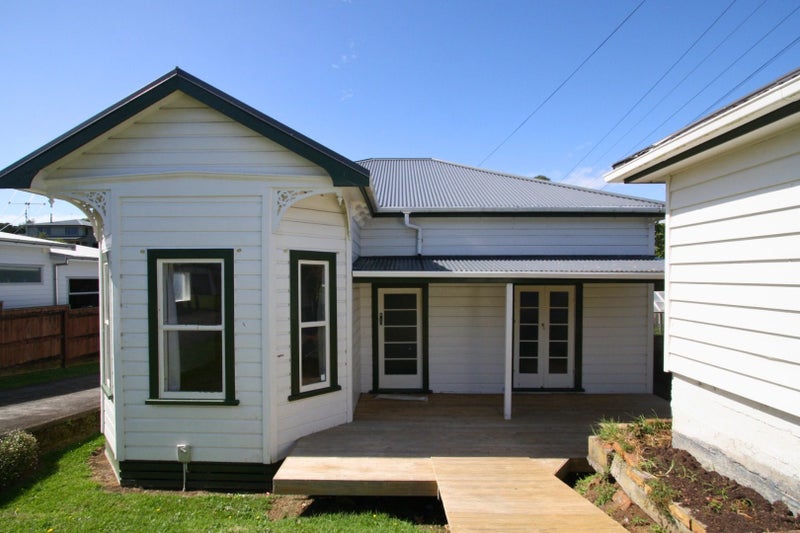43 Lorna Street, Lynmouth, New Plymouth - Carousel 11