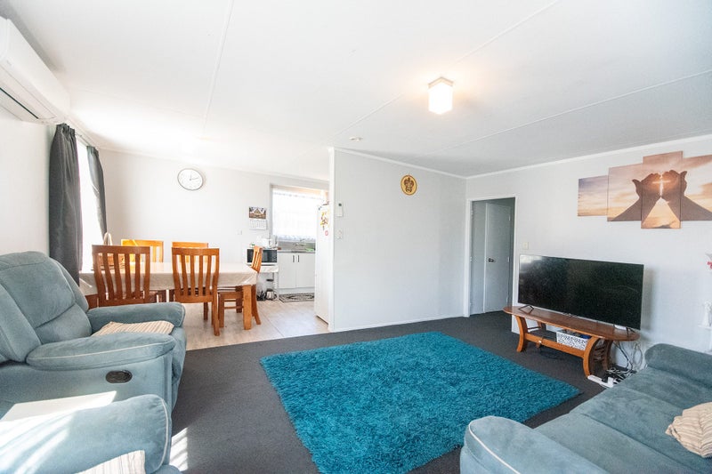 4B Trigg Place, Bader, Hamilton - Carousel 2