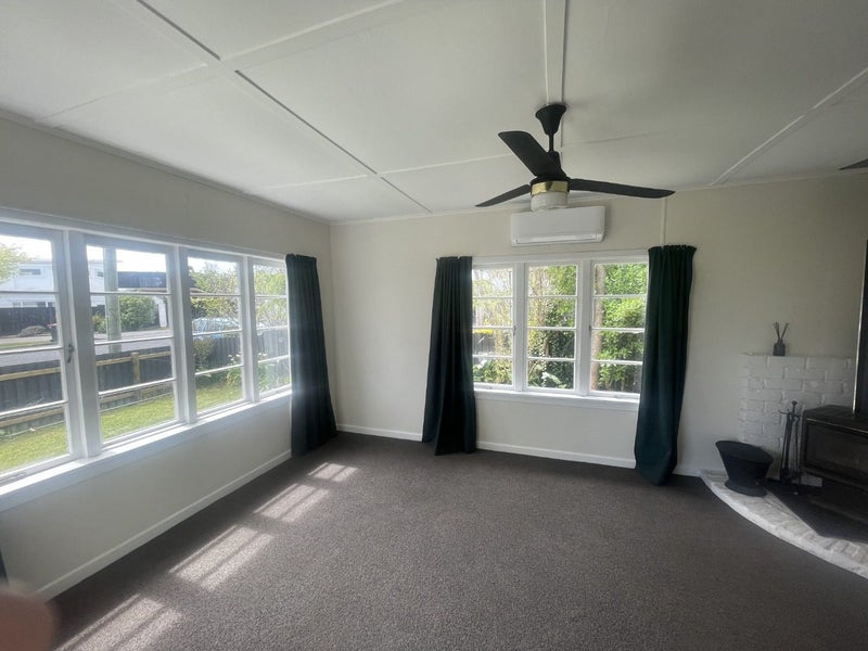 4 Hawke Crescent, Beachlands, Auckland - Carousel 10