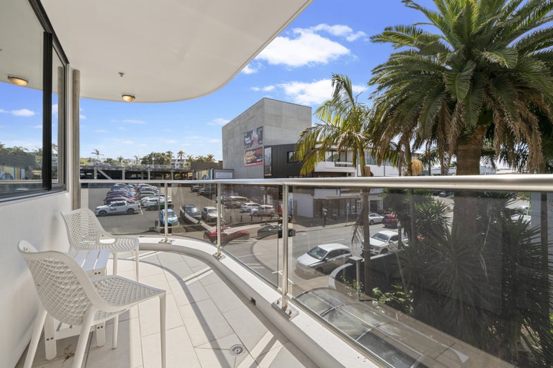 2A/171 Hurstmere Road, Takapuna, Auckland - Carousel 2