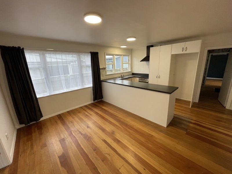 91 Wainuiomata Road, Wainuiomata, Lower Hutt - Carousel 2