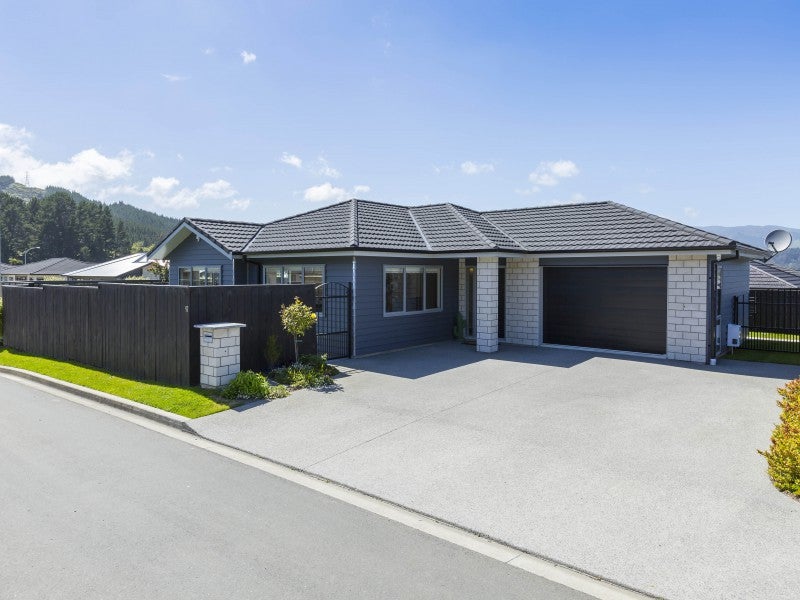 97 Riverstone Drive, Riverstone Terraces, Upper Hutt - Carousel 2