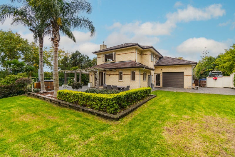 26B Awhiorangi Promenade, Swanson, Auckland - Carousel 19