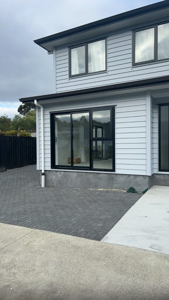 47B Withers Road, Glen Eden, Auckland - Carousel 2