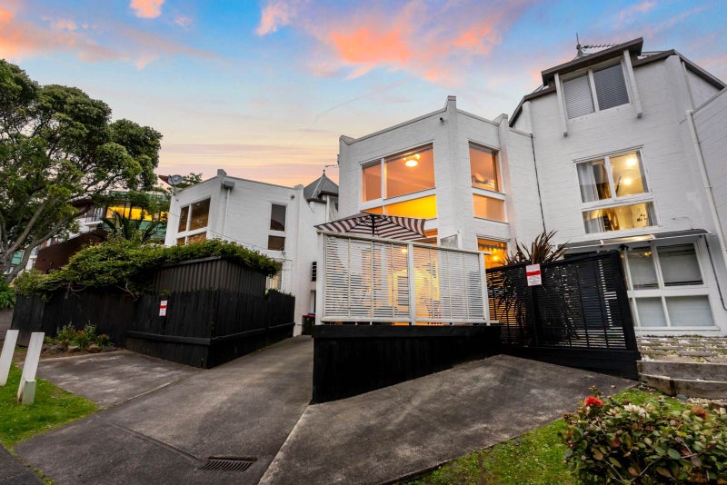 5B Boyle Crescent, Grafton, Auckland - Carousel 1