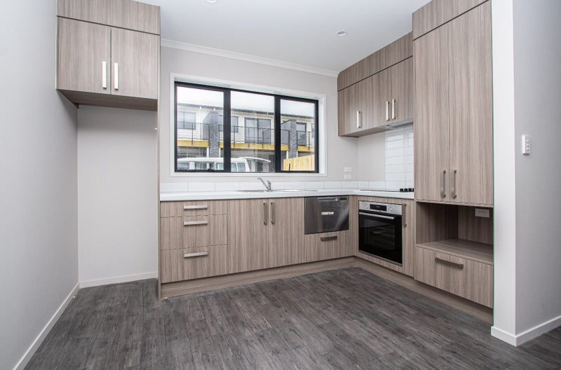 10/10 Charlemont Street, Whitiora, Hamilton - Carousel 2