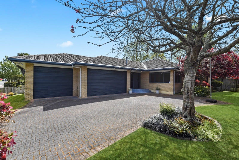 6 Callum Brae Drive, Rototuna, Hamilton - Carousel 1