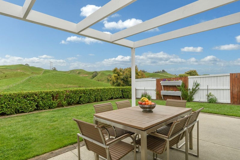 230 Ballintoy Park Drive, Welcome Bay, Tauranga - Carousel 2