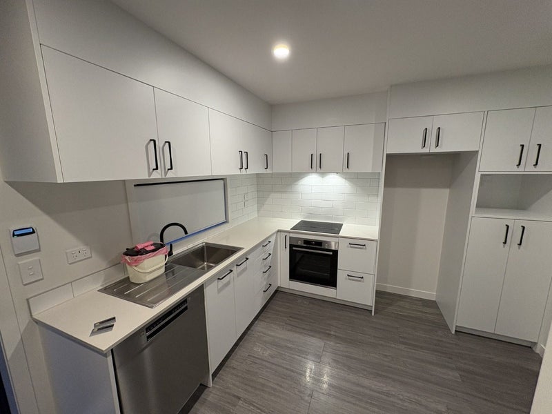 2E Ellen Avenue, Hillcrest, Auckland - Carousel 2