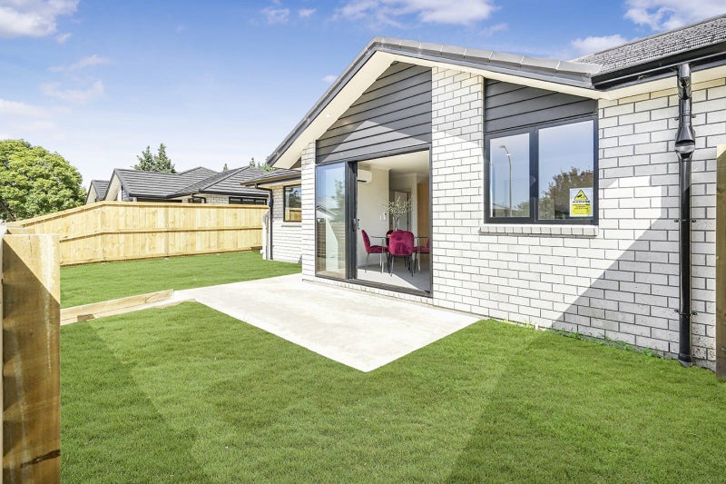 3/3 Bowen Place, St Andrews, Hamilton - Carousel 17