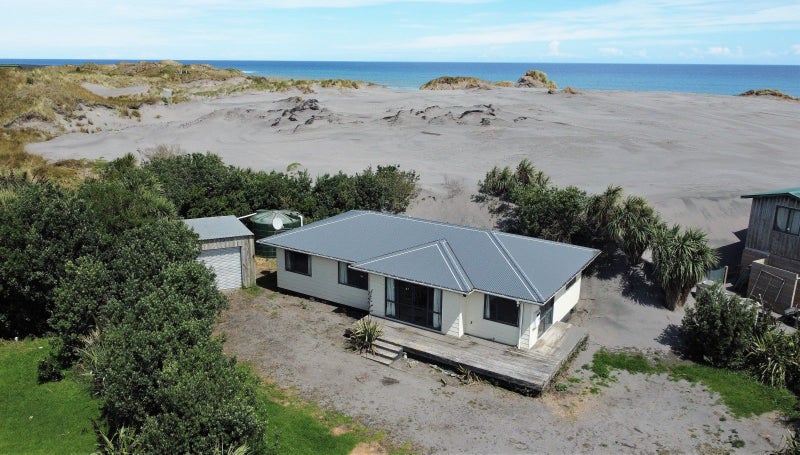 204F Tai Road, Ōpunake - Carousel 2