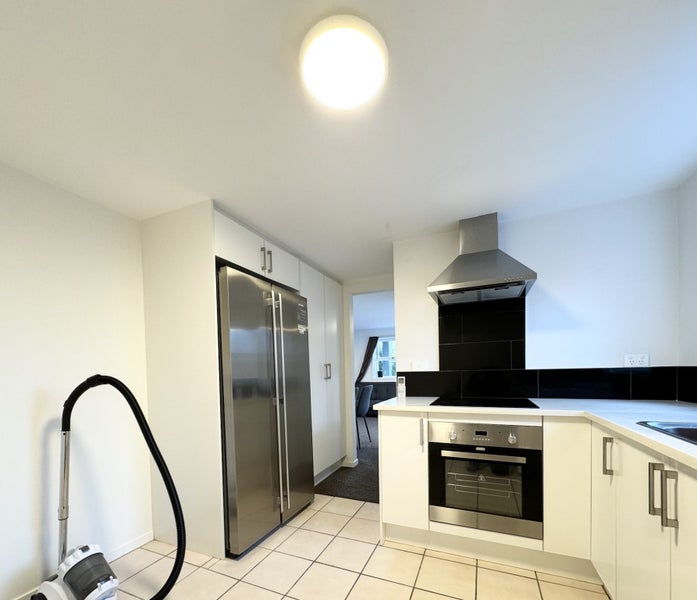 25 Alton Avenue, Hillcrest, Auckland - Carousel 2
