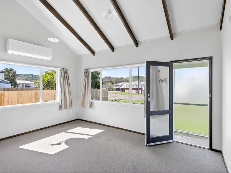 4 Tui Street, Outer Kaiti, Gisborne - Carousel 2