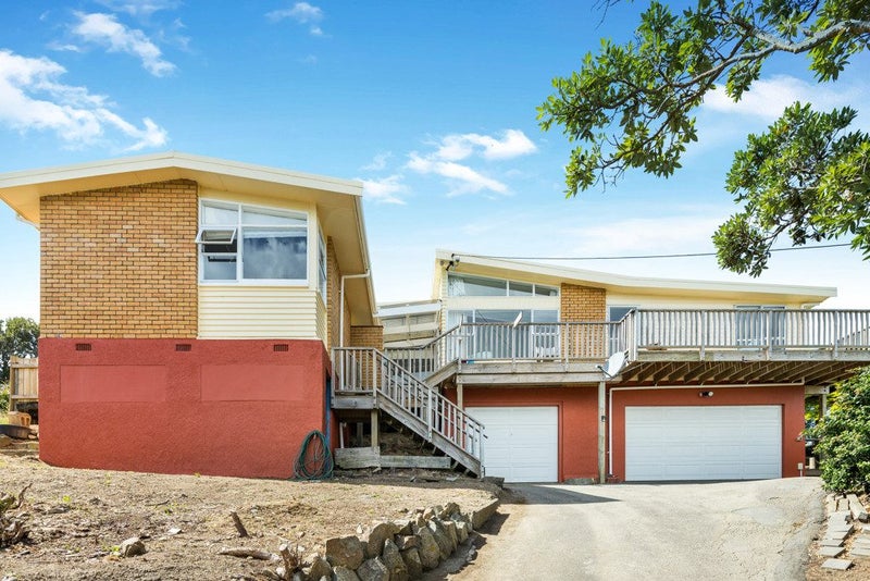 57 Chesterton Street, Johnsonville, Wellington - Carousel 23