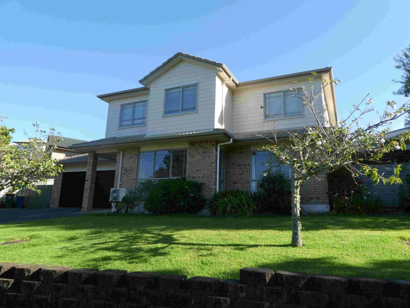 1 Landvale Court, Browns Bay, Auckland - Carousel 1