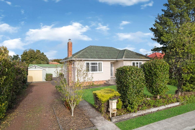 9 Nicholson Avenue, Papatoetoe, Auckland - Carousel 2