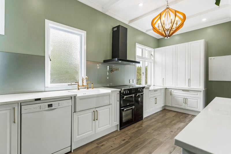 6 Peverill Crescent, Papatoetoe, Auckland - Carousel 2