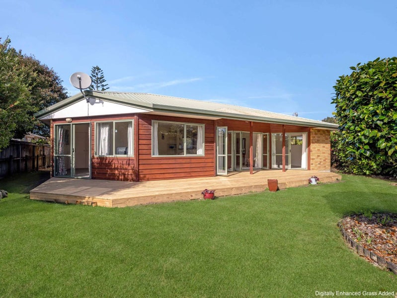 1/114 The Circle, Manly, Whangaparaoa - Carousel 1