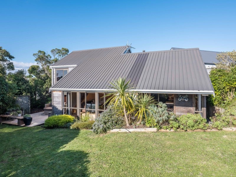 168 Mitchell Street, Brooklyn, Wellington - Carousel 1