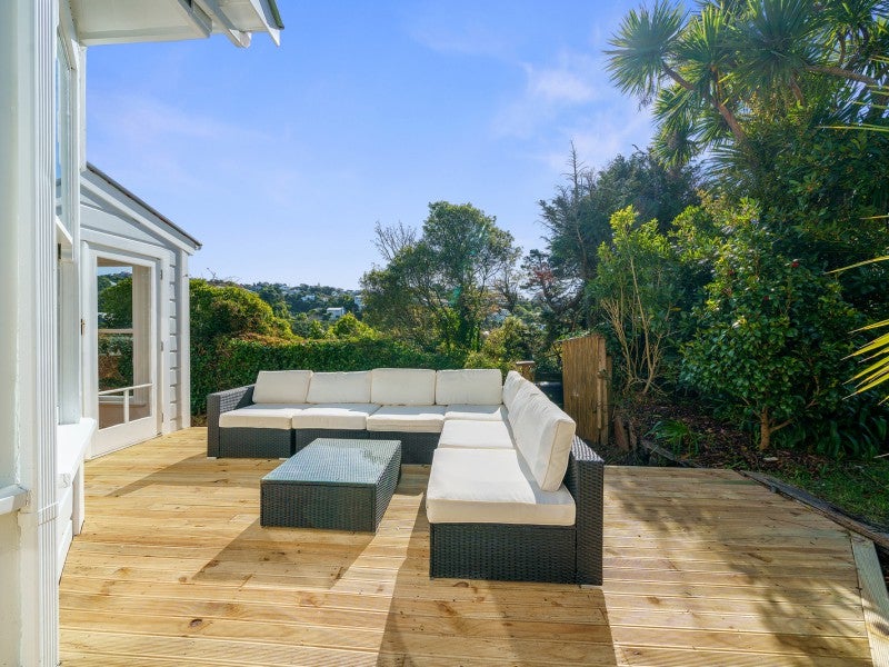 38 Fairview Crescent, Kelburn, Wellington - Carousel 2