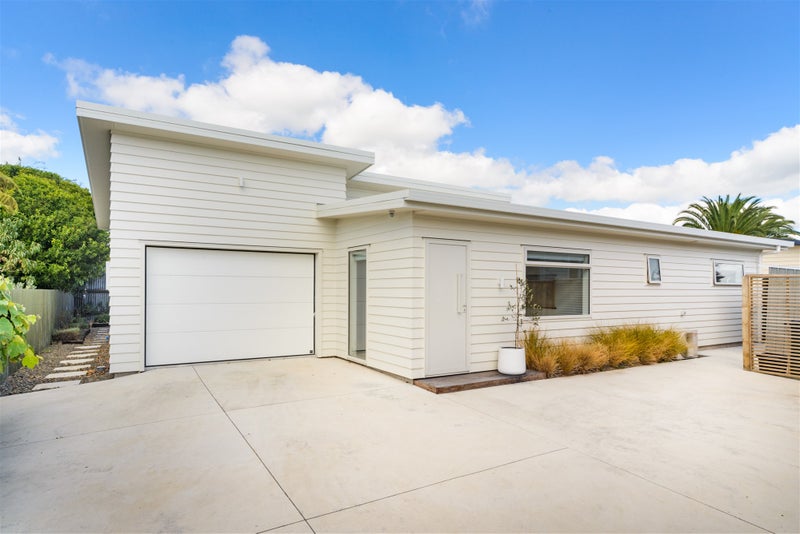 12A Belvedere Crescent, Takaro, Palmerston North - Carousel 2