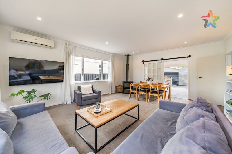 23 Saint James Avenue, Boulcott, Lower Hutt - Carousel 2