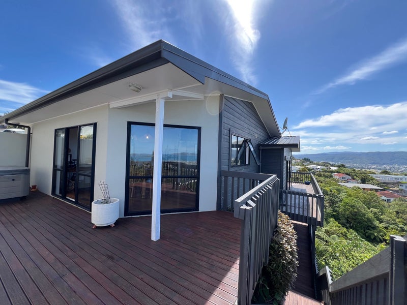 13 Eastview Grove, Normandale, Lower Hutt - Carousel 1