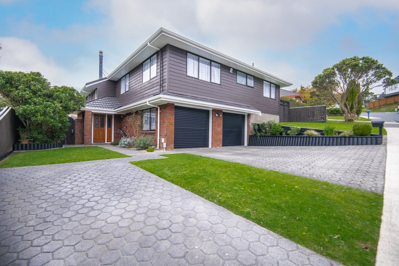 60 Erris Street, Johnsonville, Wellington - Carousel 1