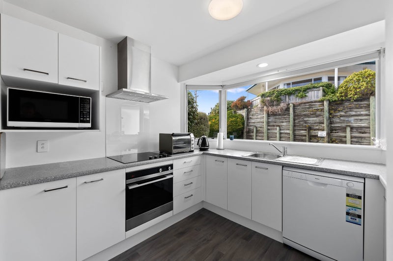 11B Shepherd Road, Waipahihi, Taupo - Carousel 1