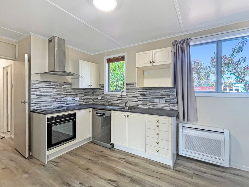 9B Strickland Street, Sydenham, Christchurch - Carousel 2