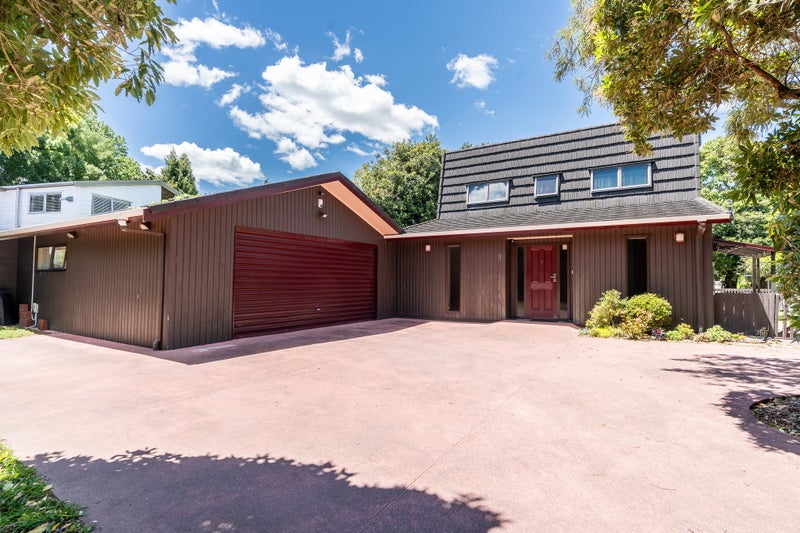 9 Fleming Place, Chedworth, Hamilton - Carousel 2