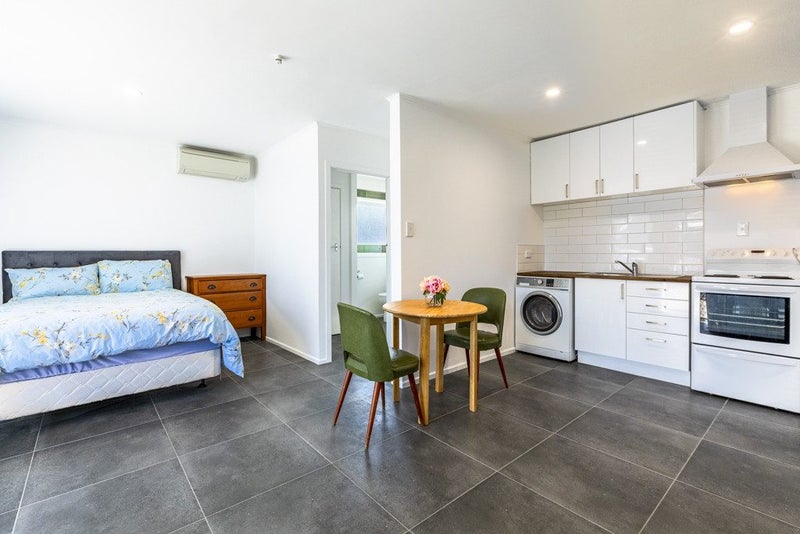 11/335 Kennedy Road, Pirimai, Napier - Carousel 2