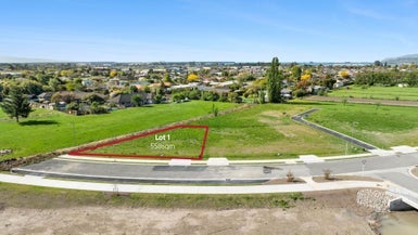 44 Hallmark Drive, Hope, Richmond - Carousel 1