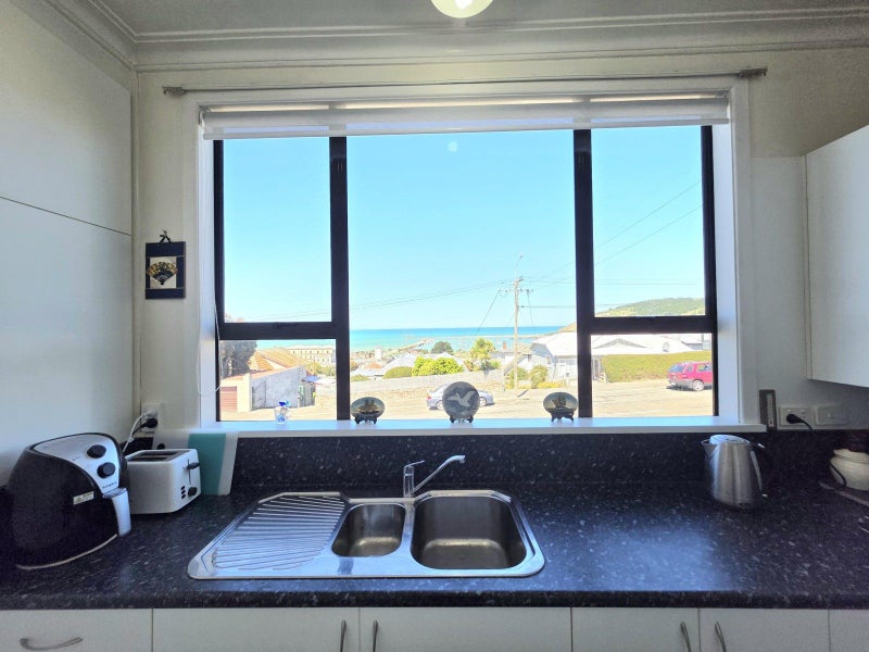 32A Wharfe Street, South Hill, Oamaru - Carousel 2