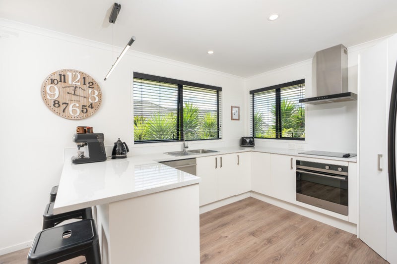 61 Pebble Beach Boulevard, Kamo, Whangarei - Carousel 1