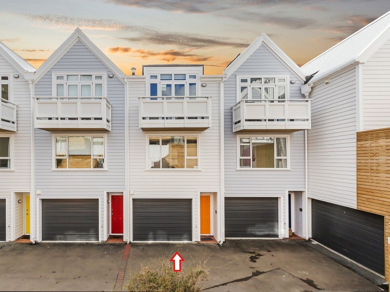 19/35 Pirie Street, Mount Victoria, Wellington - Carousel 1