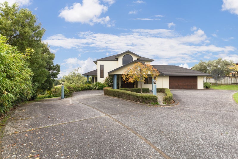 55 The Strand, Fitzherbert, Palmerston North - Carousel 1
