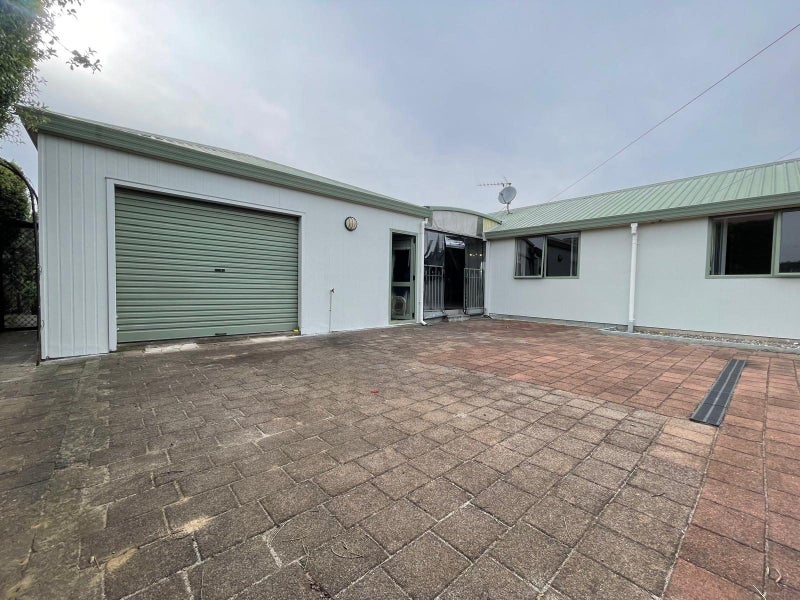 26 Springfield Crescent, Enderley, Hamilton - Carousel 12