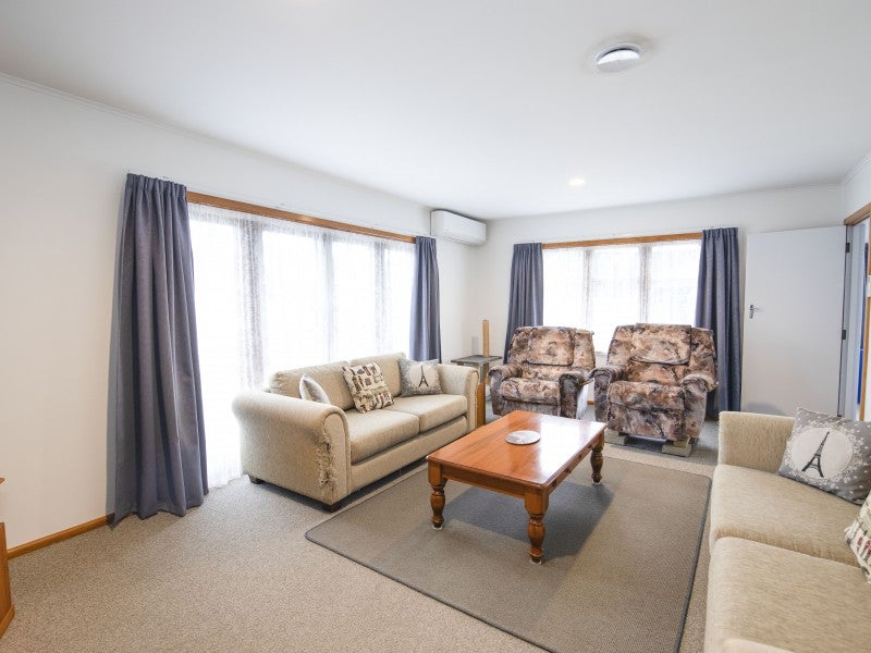 14 James Foley Avenue, Pirimai, Napier - Carousel 15